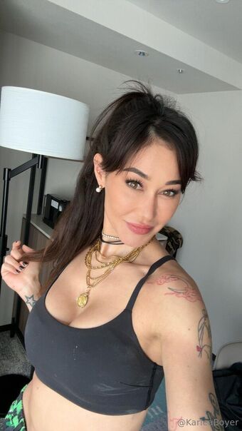 karleaxoxo