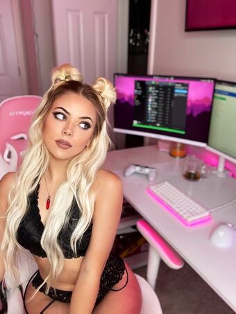 Kirby Çıplak Sızıntıları OnlyFans Fotoğraf 12