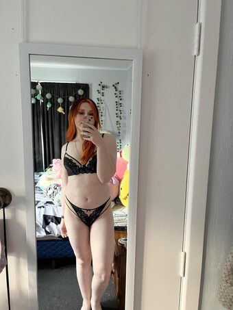 Kit-Kat Çıplak Sızıntıları OnlyFans Fotoğraf 12