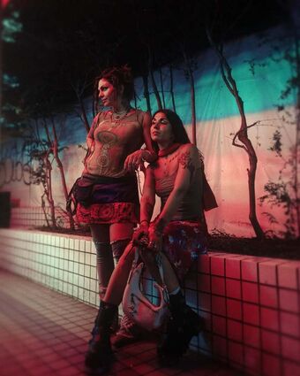 Krewella Çıplak Sızıntıları OnlyFans Fotoğraf 29