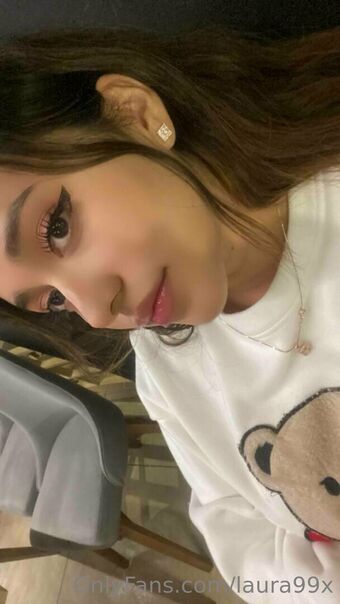 laura99x