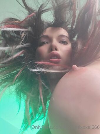 Laytar Çıplak Sızıntıları OnlyFans Fotoğraf 2