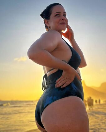 Leandra Leal
