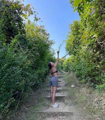 Leilani Azalea Çıplak Sızıntıları OnlyFans Fotoğraf 33