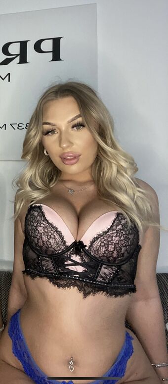 Lenya Çıplak Sızıntıları OnlyFans Fotoğraf 2