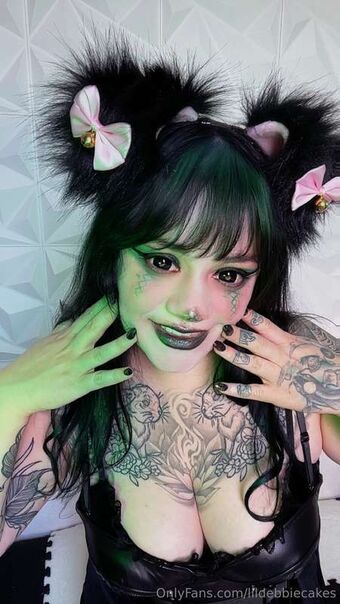 lildebbiecakes