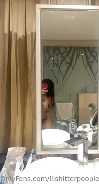 lilshitterpoopie