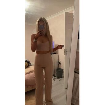 Lily Mcalpine