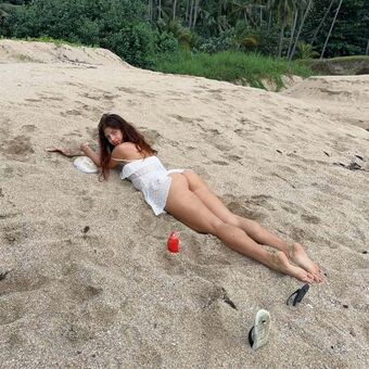 LinaTheCreator Çıplak Sızıntıları OnlyFans Fotoğraf 23