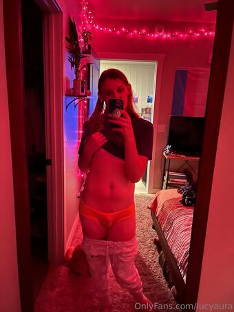 lucyaura Çıplak Sızıntıları OnlyFans Fotoğraf 32