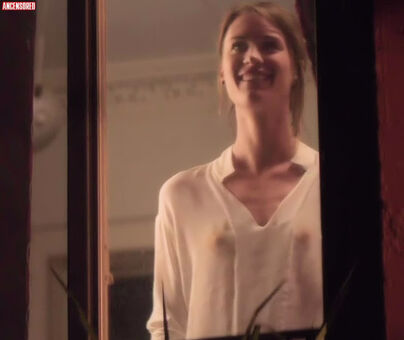Mackenzie Davis
