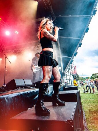 Marisa Rodriguez Singer Çıplak Sızıntıları OnlyFans Fotoğraf 10