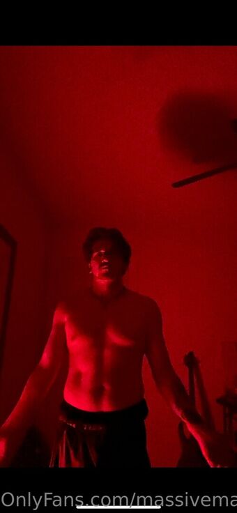massivemaxy Çıplak Sızıntıları OnlyFans Fotoğraf 2