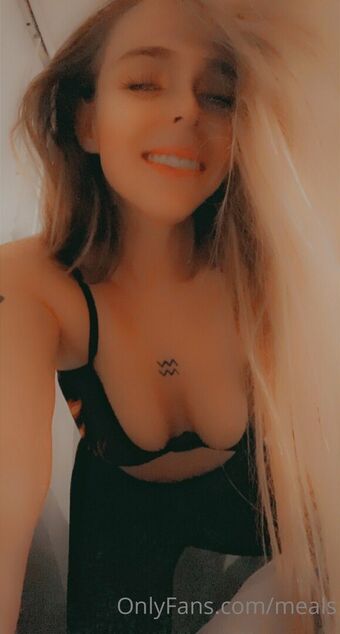 meals Çıplak Sızıntıları OnlyFans Fotoğraf 3