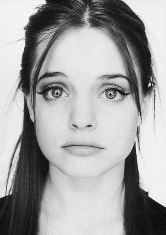 Mena Suvari Çıplak Sızıntıları OnlyFans Fotoğraf 131