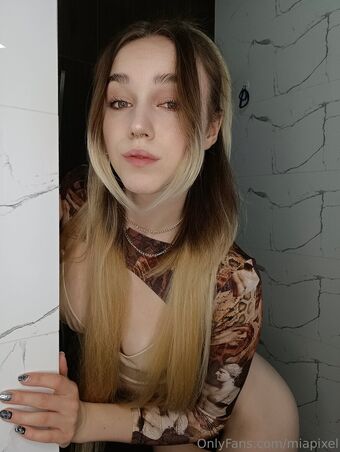 miapixel Çıplak Sızıntıları OnlyFans Fotoğraf 4