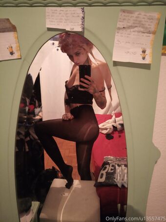 millenesg Çıplak Sızıntıları OnlyFans Fotoğraf 8