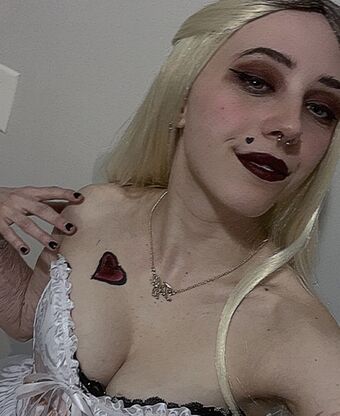 Mini.deville Çıplak Sızıntıları OnlyFans Fotoğraf 3