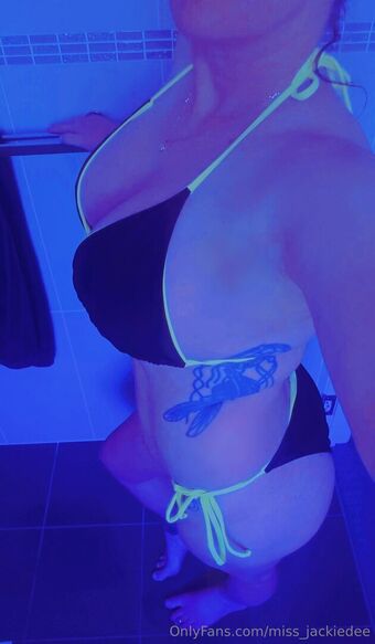 miss_jackiedee