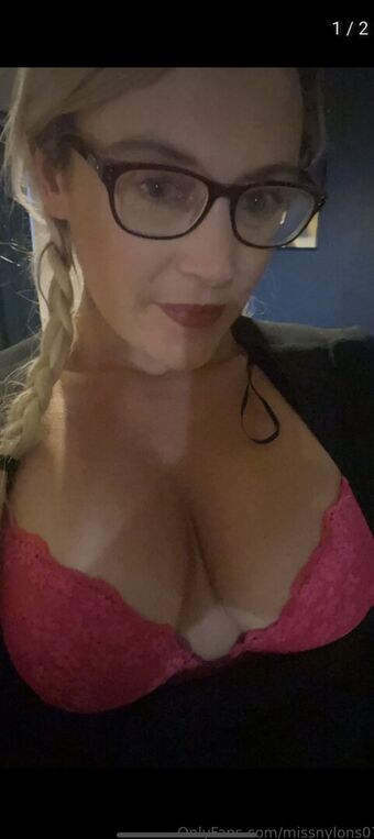 Missnylons07 Çıplak Sızıntıları OnlyFans Fotoğraf 9