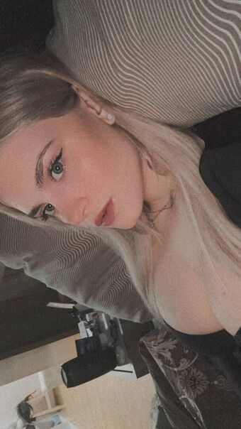 Modestal Çıplak Sızıntıları OnlyFans Fotoğraf 9