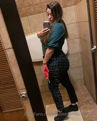 mommimikkiteasers
