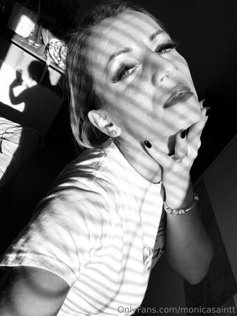 monicasaintt