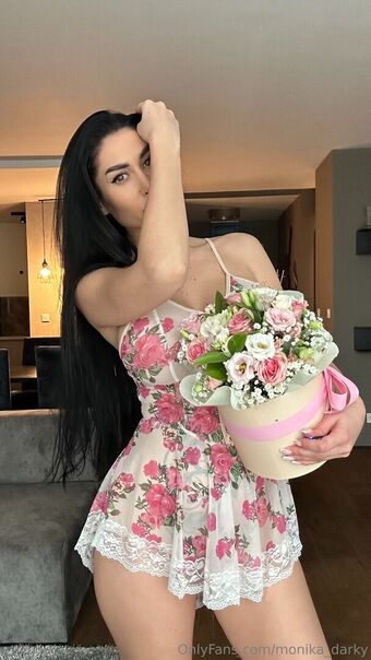 monika_darky
