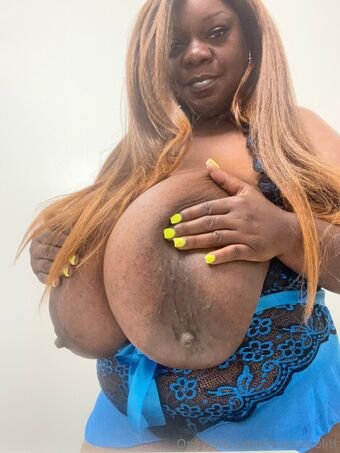 MsChocolitt Çıplak Sızıntıları OnlyFans Fotoğraf 30