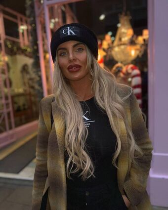 Naomi Mac