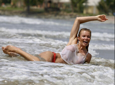 Nell McAndrew