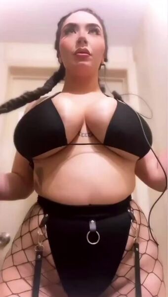 Nicky Nicole Çıplak Sızıntıları OnlyFans Fotoğraf 10