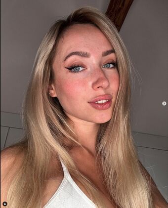 nicolee_be