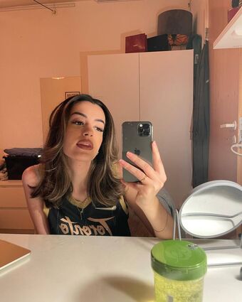 NoraExplorer Çıplak Sızıntıları OnlyFans Fotoğraf 17