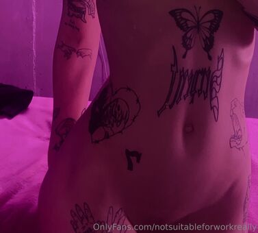 notsuitableforworkreally Çıplak Sızıntıları OnlyFans Fotoğraf 7
