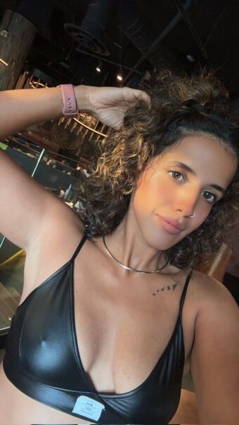 Oshi.az Çıplak Sızıntıları OnlyFans Fotoğraf 2