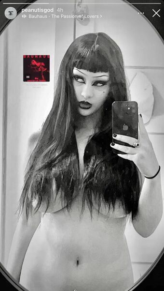P3anu7_ Çıplak Sızıntıları OnlyFans Fotoğraf 6
