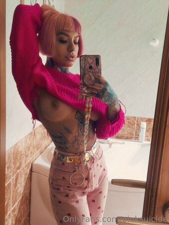 pinksuicide