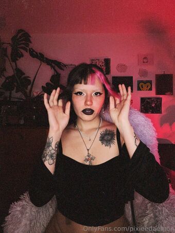 pixieedaemon Çıplak Sızıntıları OnlyFans Fotoğraf 4