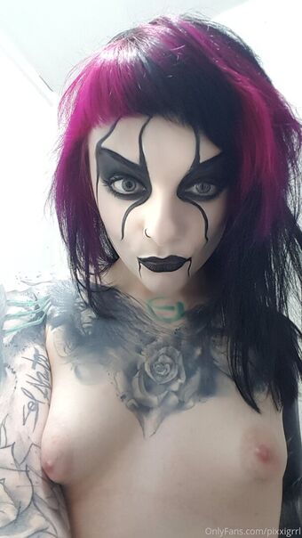 pixxigrrl