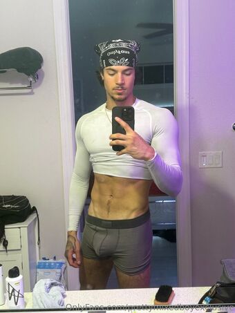 prettymixedboyexclusive