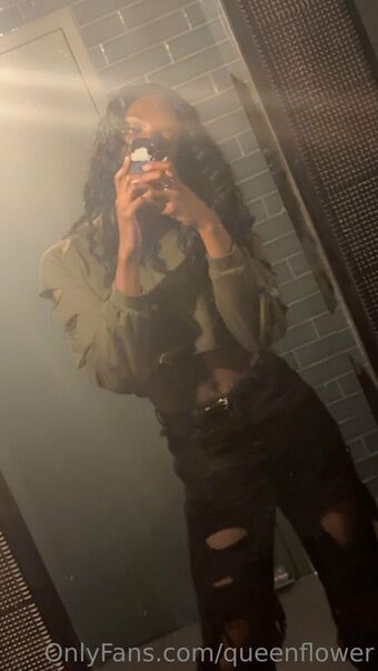 queenflower Çıplak Sızıntıları OnlyFans Fotoğraf 2