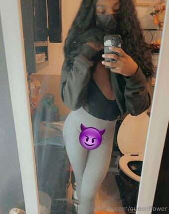 queenflower Çıplak Sızıntıları OnlyFans Fotoğraf 4