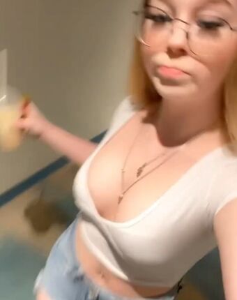 _.raya_nielsen