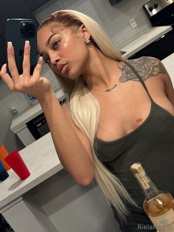 rielarenee Çıplak Sızıntıları OnlyFans Fotoğraf 19