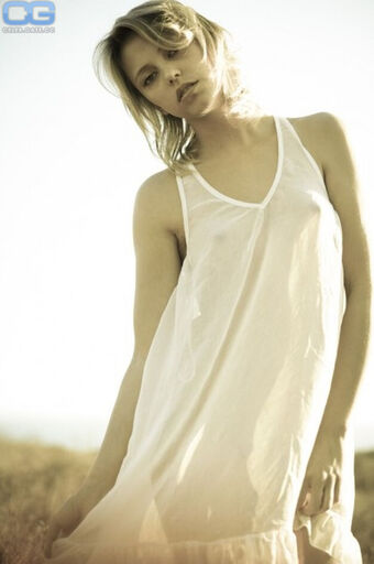 Riley Voelkel Çıplak Sızıntıları OnlyFans Fotoğraf 7