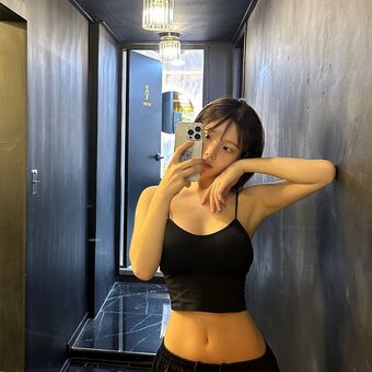 riverjeeun Çıplak Sızıntıları OnlyFans Fotoğraf 2