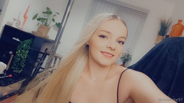 rose_1997 Çıplak Sızıntıları OnlyFans Fotoğraf 13