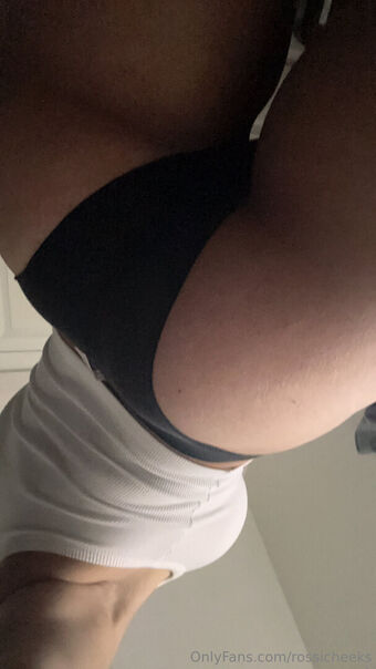 rossicheeks Çıplak Sızıntıları OnlyFans Fotoğraf 7
