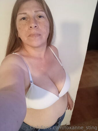 roxanne_sting Çıplak Sızıntıları OnlyFans Fotoğraf 1